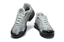 Nike Air Max Plus VII Sneakers in Grey and Black