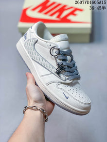 Nike SB Dunk Low LV-Pattern White Grey Sneakers