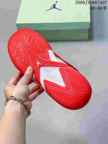 Jordan Heir PF Basketball Shoes White and Red FZ2471