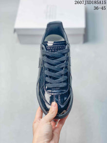 Maison Margiela S57WS0236 Glossy Low-Top Sneakers