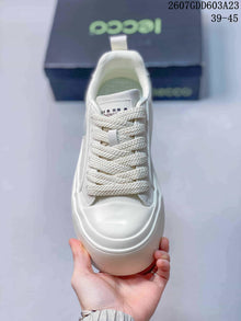 ECCO 2607GDD603A23 White Low-Top Sneakers