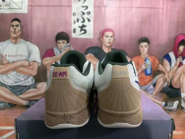 Jordan 12-AM Basketball Sneakers White Blue