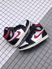 Jordan Air Jordan 1 Retro High OG Gym Red Sneakers