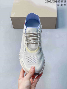 On Cloud 6 Coast Lightweight Sneakers in White