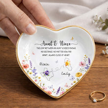 Aunt And Niece Love Knows No Distance Floral State Map - Personalized Custom Jewelry Dish, Ceramic Dish, Heart Shape - NCE104_HCRF