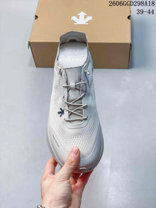 DESCENTE EASE AIR JR Running Sneakers, Light Gray, Y5233RRN22