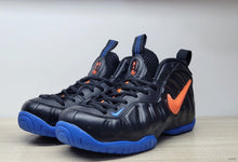 Nike Air Foamposite Pro Knicks Sneakers