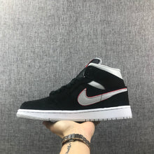 Jordan Air Jordan 1 Mid Black Silver Red 554724-060