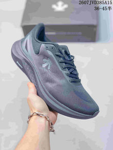 Descente EASE WIRE Trail Running Sneakers Grey and White