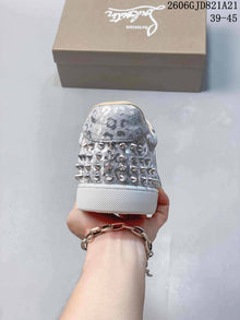 Christian Louboutin Louis Junior Spikes Silver Low-Top Sneakers