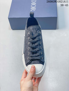 Dior B23 Low-Top Sneakers in Gray