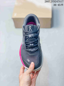 On The Roger Pro 3 Clay Sneakers Dark Gray Pink 711570EEU
