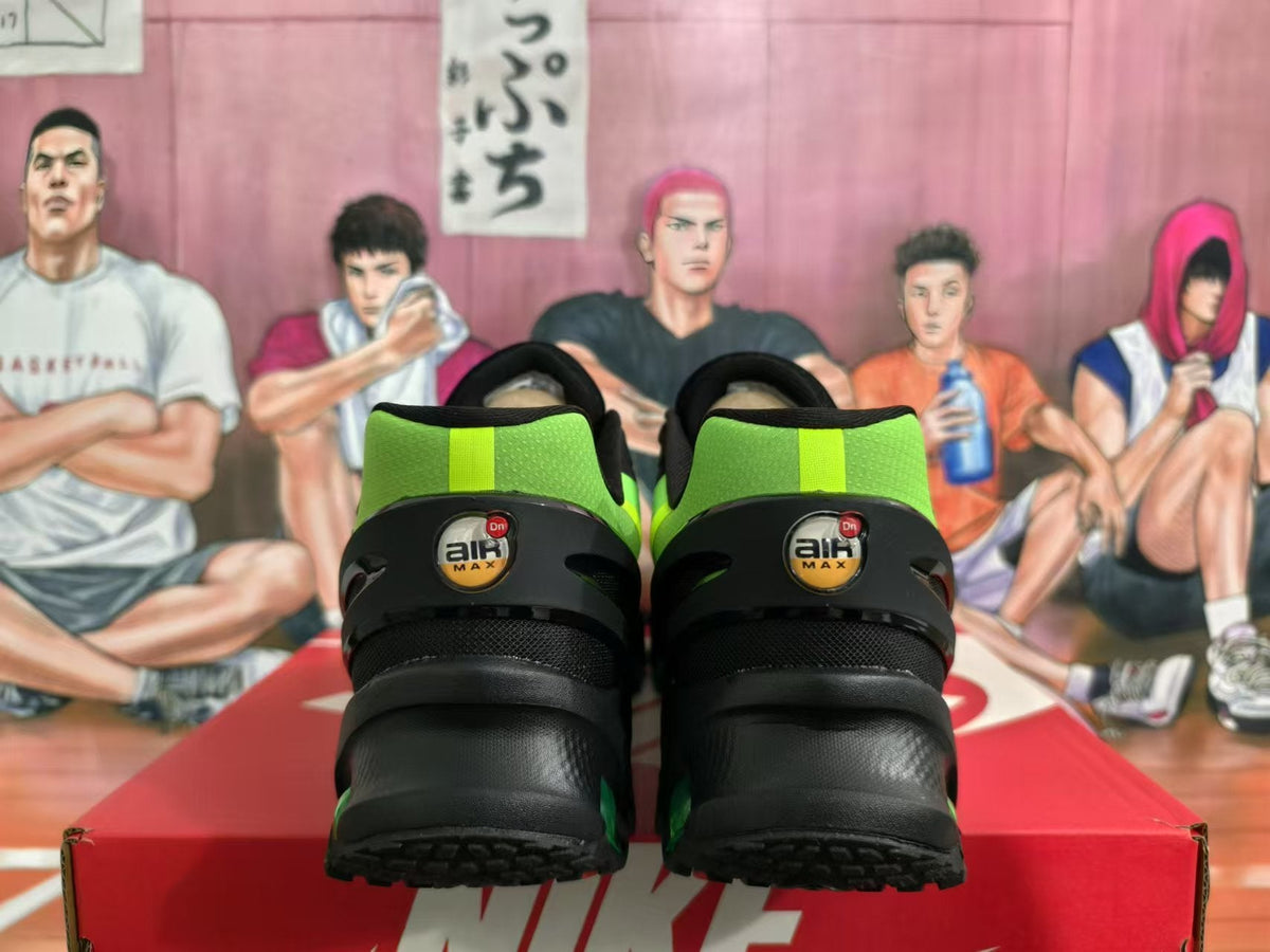 Nike Air Max Sneakers Black and Volt Green