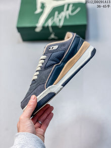 Jordan Flight Court ATE Low-Top Sneakers HF3255-200