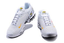 Nike Air Max Plus White Black Pink Sneakers