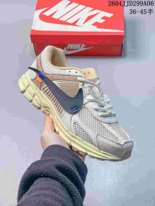 Nike Zoom Vomero 5 FJ4151-004 Sneakers