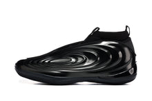 Black 939-6 Low-Top Sneakers