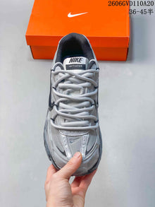Nike Initiator Low-Top Sneakers in Silver and Black