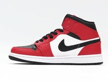 Jordan Chicago High-Top Sneakers Red Black White 554724-069