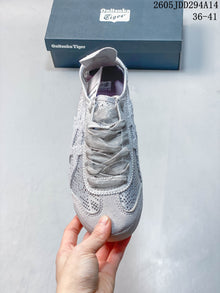 Onitsuka Tiger Mexico 66 Low-Top Sneakers in Light Gray