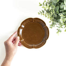 Rinka Flower Dessert Plate