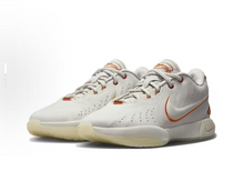 Nike 870 Basketball Shoes