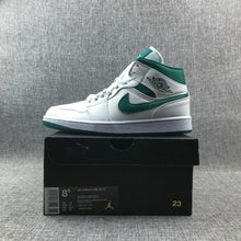 Jordan Air Jordan 1 Mid SE Mystic Green Sneakers CD6759-103