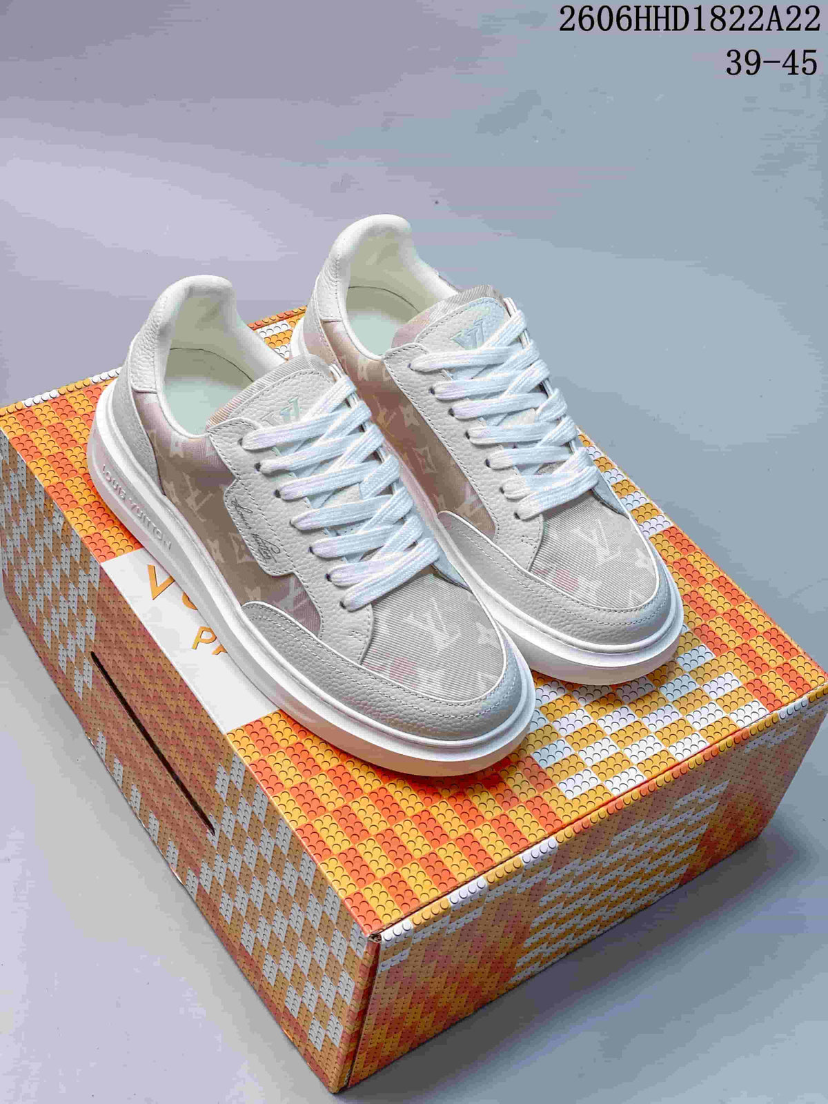 Louis Vuitton Beverly Hills Low-Top Lace-Up Sneakers