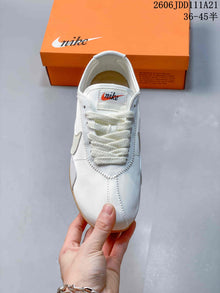 Nike Moon Shoe OG Summit White Low-Top Sneakers IW0955-100
