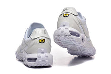 Nike Air Max Waffle SP White and Grey Sneakers