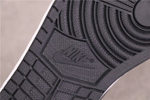 Air Jordan 1 High Light Smoke Grey 555088-126