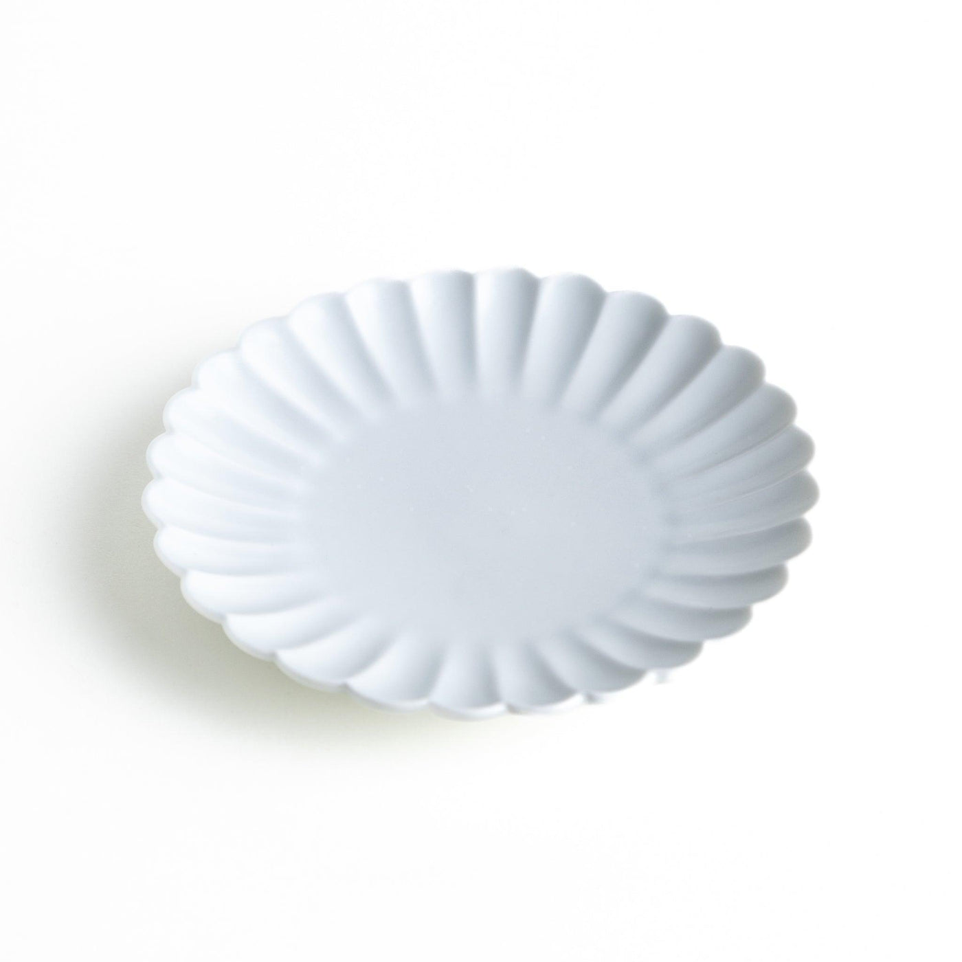Chrysanthemum Scalloped Sauce Dish