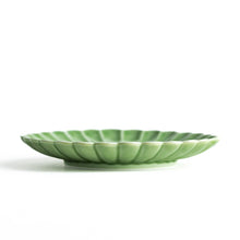 Chrysanthemum Scalloped Sauce Dish