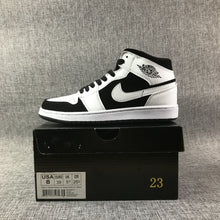 Jordan Air Jordan 1 Mid Panda Black White 554724-113
