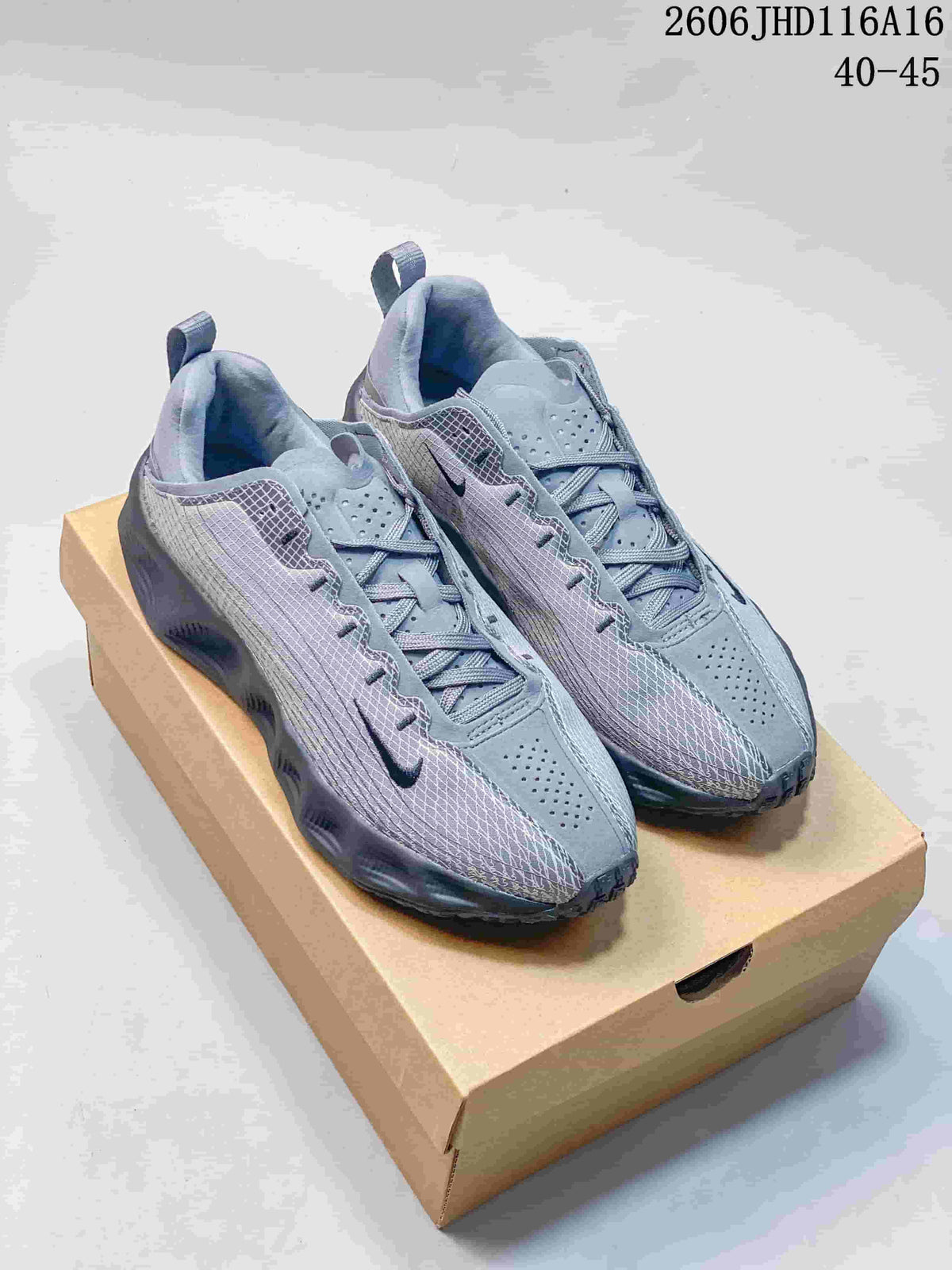 Nike Ava Rover Hs Running Shoes in Gray