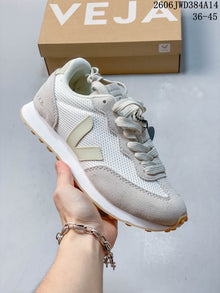 Veja Esplar Sneakers, Mixed-Color Styles