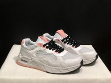 Off-White Low-Top Sneakers White and Pink