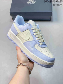 Nike Air Force 1 ’07 LV8 Low-Top Sneakers IV3222