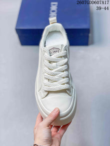 Dior White Low-Top Sneakers 2607GDD607A17