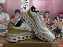 On Cloud Sneakers Gold Grey White