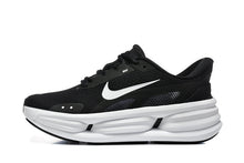 Nike Comfort Ride EasyOn Black and White Sneakers