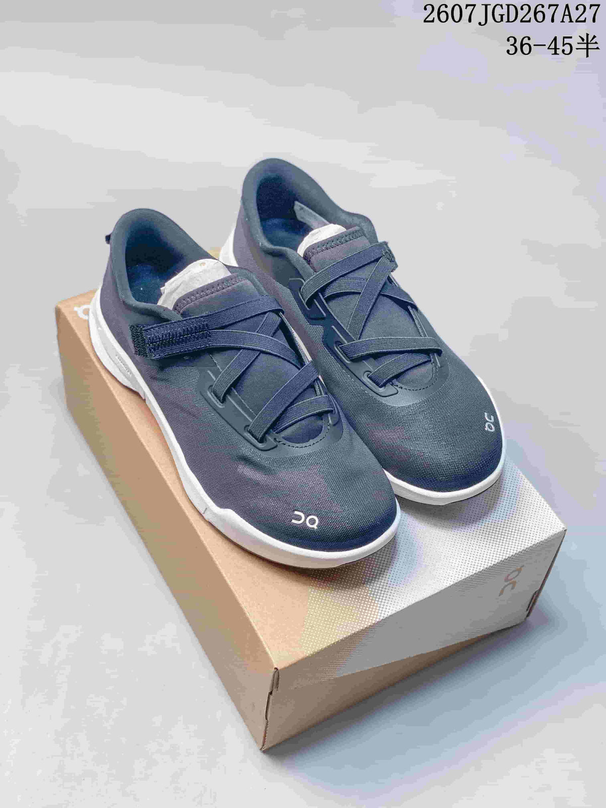 On Cloudnova Moon Low-Top Casual Sneakers