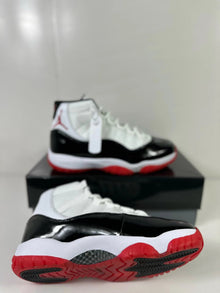 Jordan Air Jordan 11 Retro High Sneakers Concord Bred Black Red