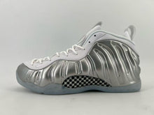 Nike Hardaway High-Top Sneakers