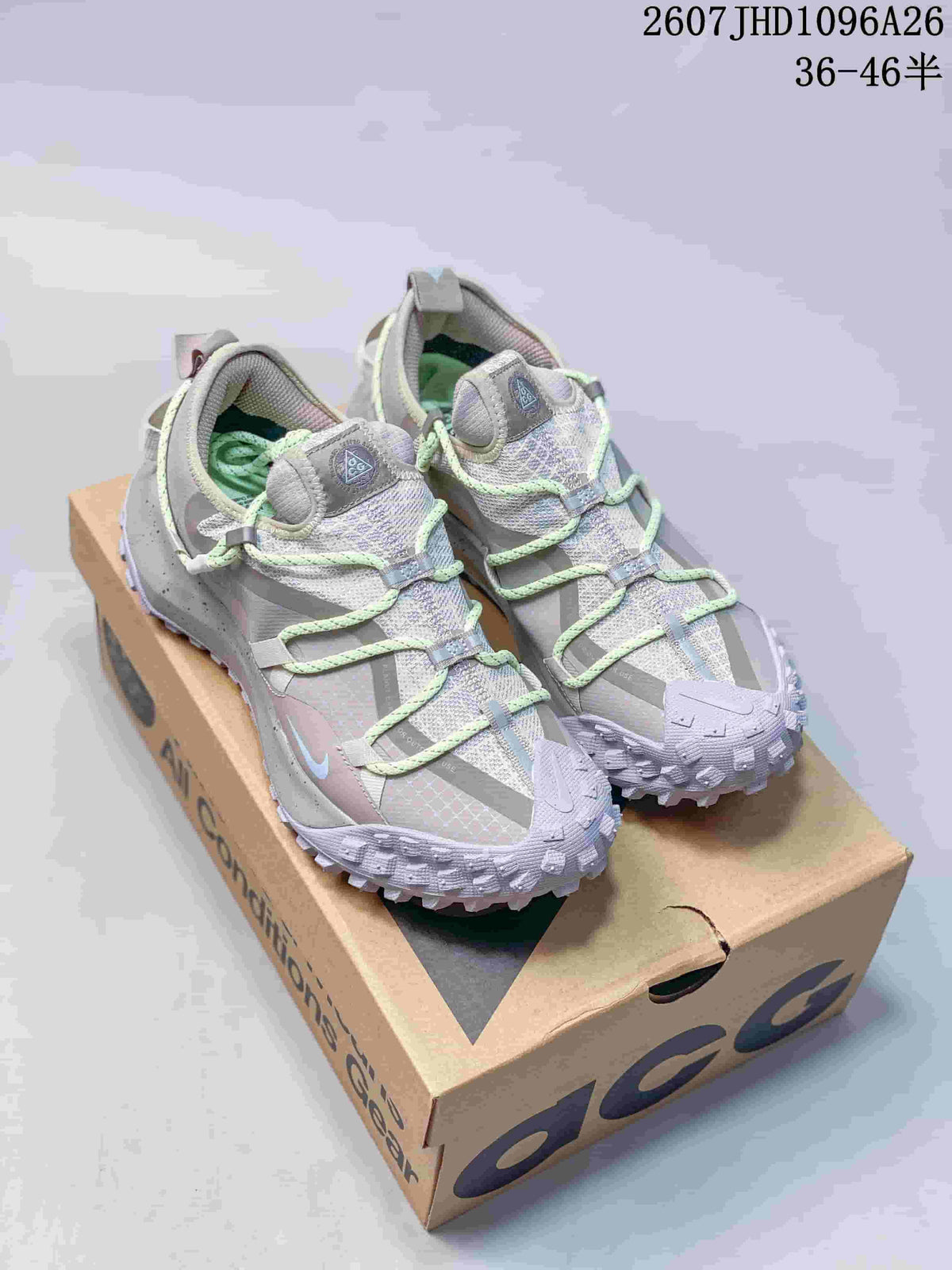 Nike ACG Mountain Fly GORE-TEX Sneakers Gray Lilac