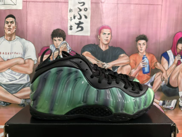 Aurora Spray Green Black Basketball Sneakers