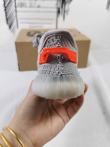Yeezy 350 V2 Kids Sneakers Gray Pink Tail Light