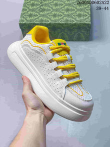 Dior White Casual Sneakers with Yellow Accents 2606GDD602A22