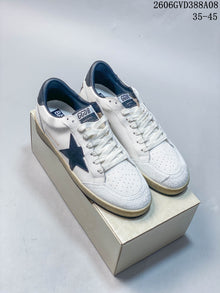 Golden Goose Super-Star White and Navy Star Sneakers 2606GVD388A08