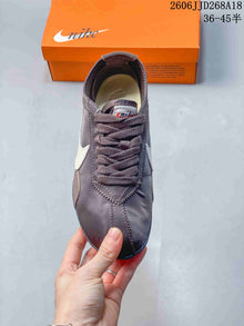 Nike Moon Shoe OG Summit Low-Top Sneakers IW0955-300